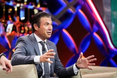 Image showing the head of HUMAIN, an AI firm in Saudi Arabia giving a speech.